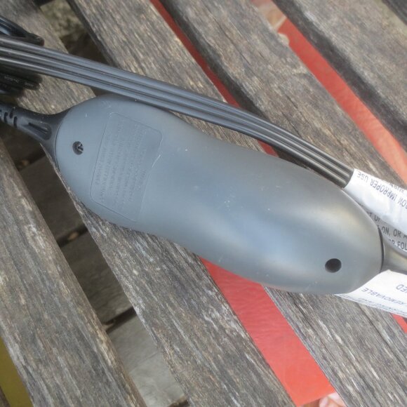 Sunbeam Back Contouring Self Inflating Heating Pad with Lumbar Support & Remote - Picture 11 of 11